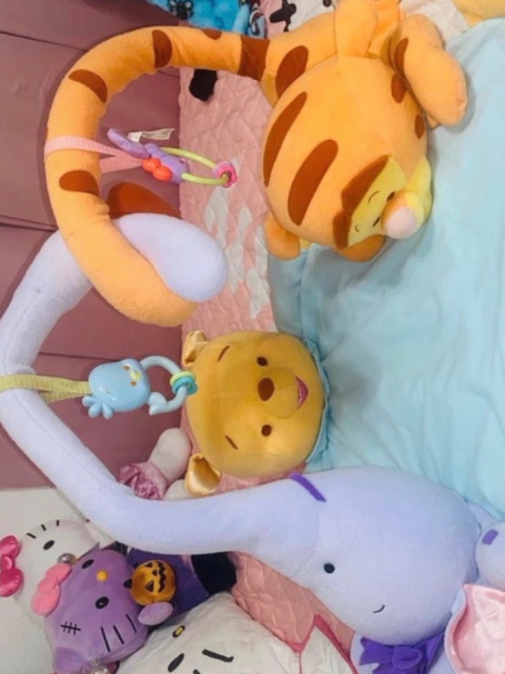VINTAGE Winnie the Pooh activity gym